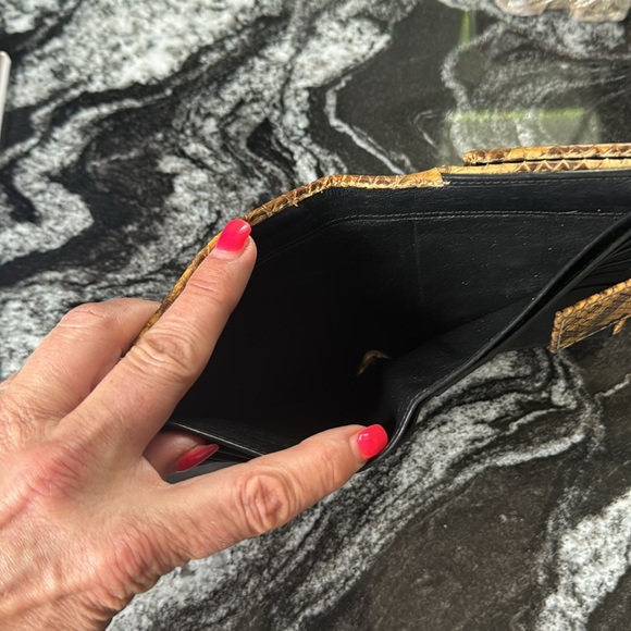 Python Gucci wallet - Picture 6 of 6